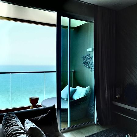 Cetus Beachfront Pattaya Condo Екстериор снимка